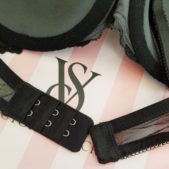 Victoria's Secret Vintage Dream Angels Rhinestone Crystal Bra & Panty Set NWT - Picture 13 of 16